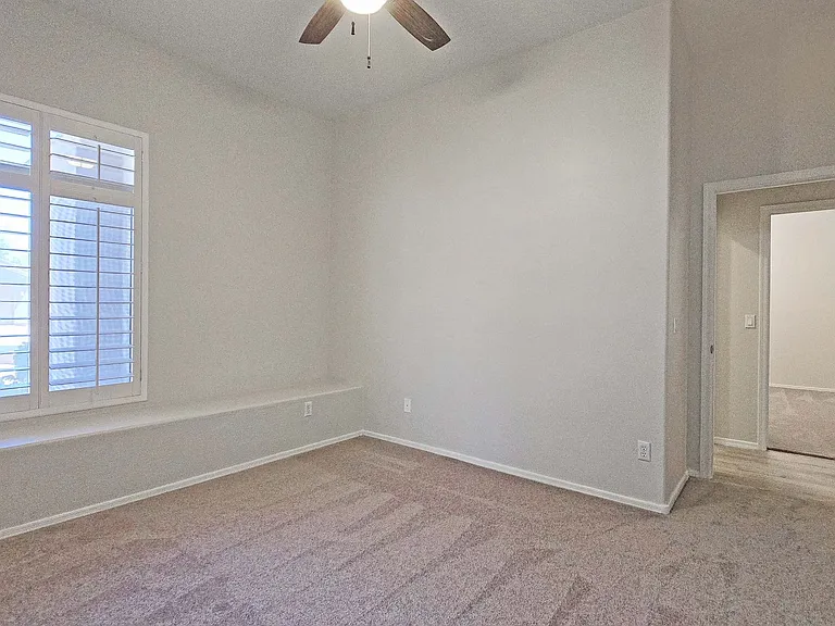 13588 W Alvarado Dr — Photo 27