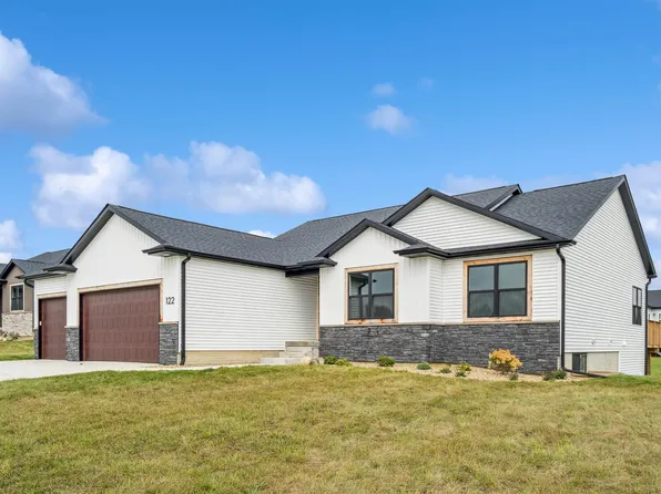 122 Oak St, Hudson, IA 50643