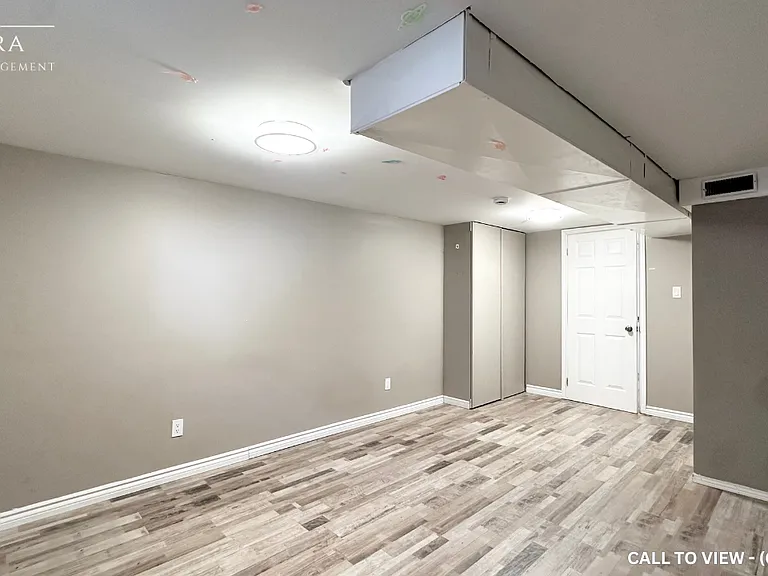 252 Southcrest Dr #2 — Photo 7