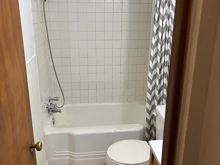 304 Woodrow Dr #1 — Photo 10