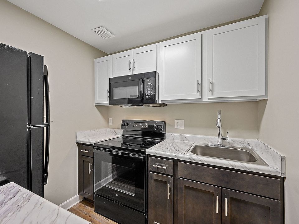 1st image of 100 Riverboat Row APT E19