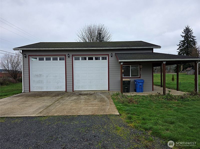 4th image of 1294 Boistfort Road