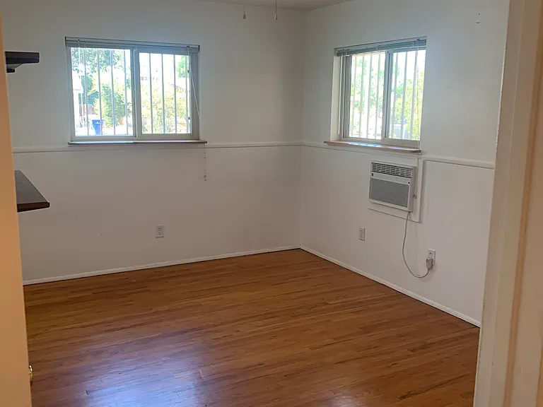 415 W Campus View Dr — Photo 17