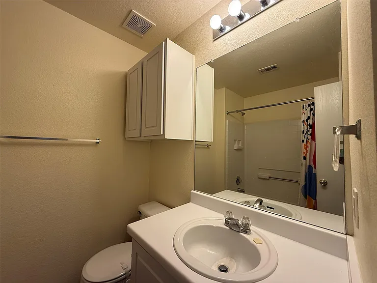 316 Meadow Park Dr — Photo 21