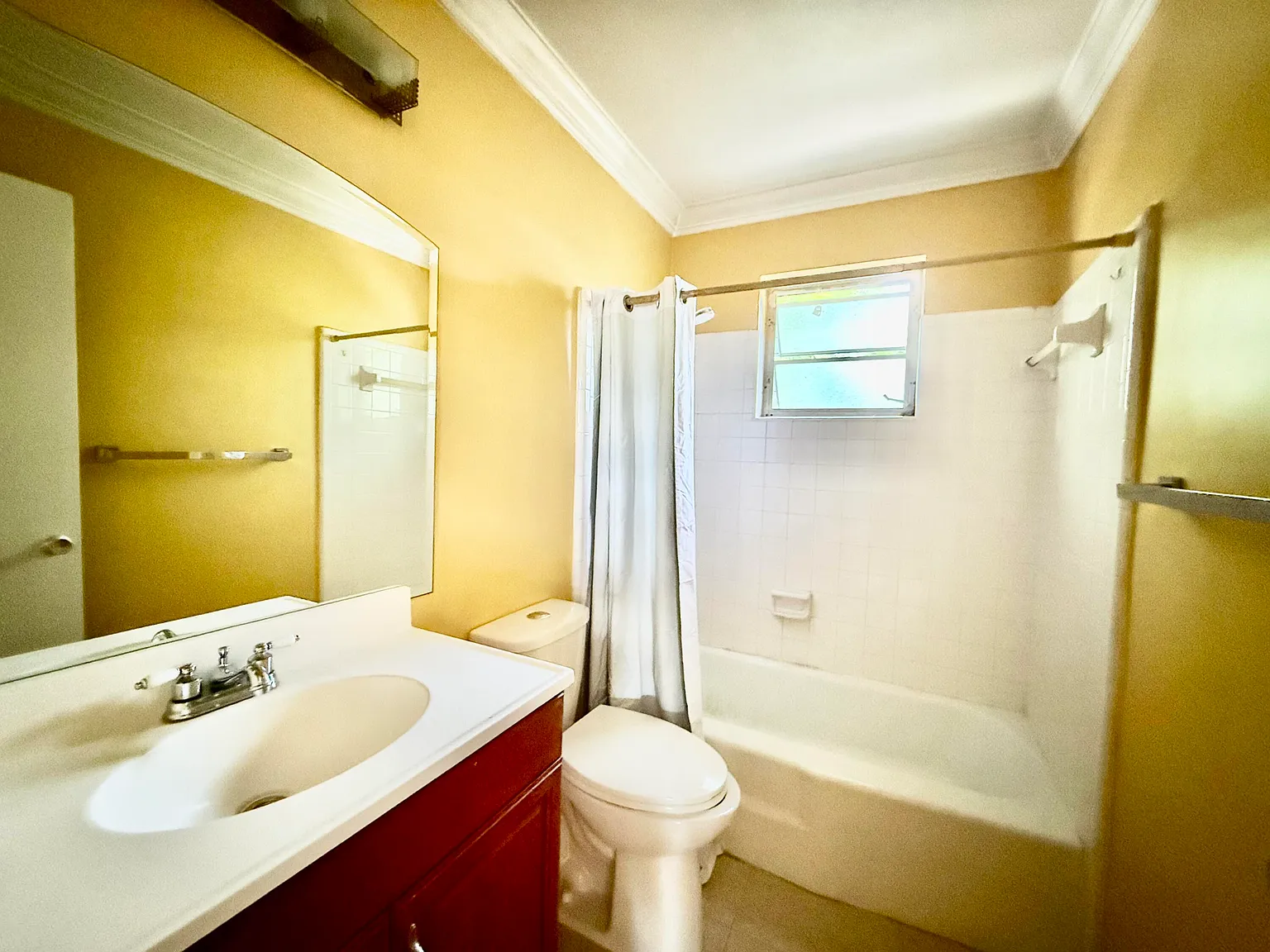1 bed, 1.0 bath, 490 sqft, $1,400 — Photo 4