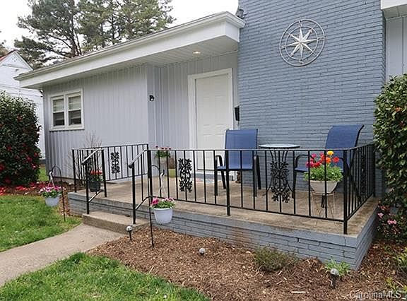 2nd image of 305 Oakdale St