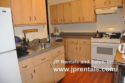 335 S Huntington Ave Photo 1