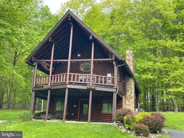 33 Codrington Rd, Du Bois, PA 15801