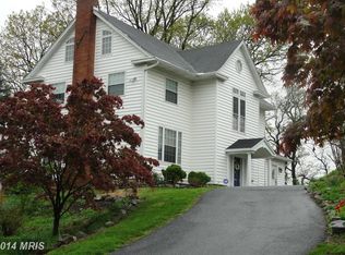 208 Valley Rd, Linthicum, MD 21090