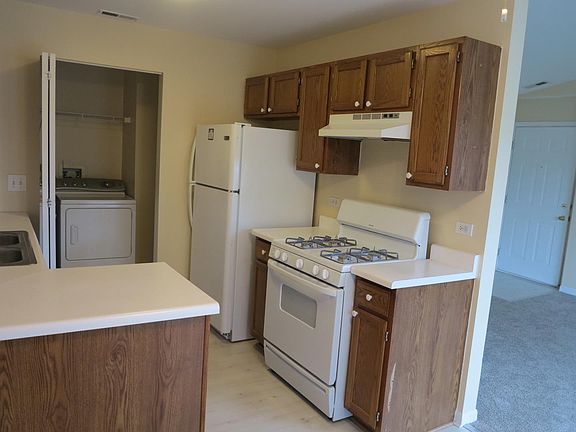 2nd image of 224 Brett Cir Unit C