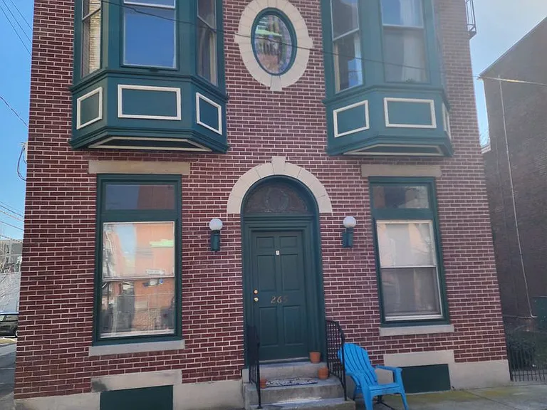 265 Boas Street — Photo 1