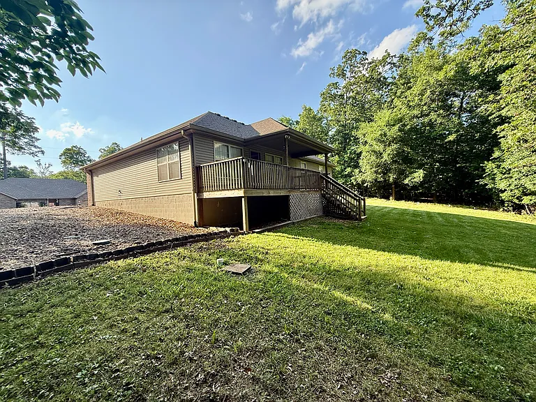 11 Kendal Dr — Photo 30