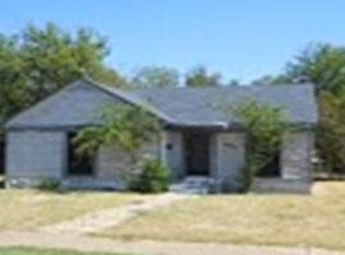 921 Pangburn St, Grand Prairie, TX 75051