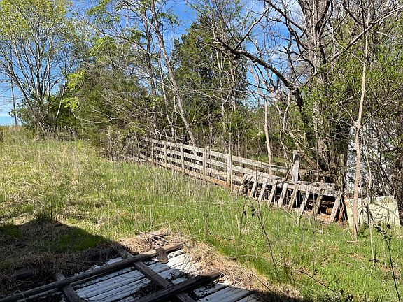 2nd image of 10936 Moneta Rd