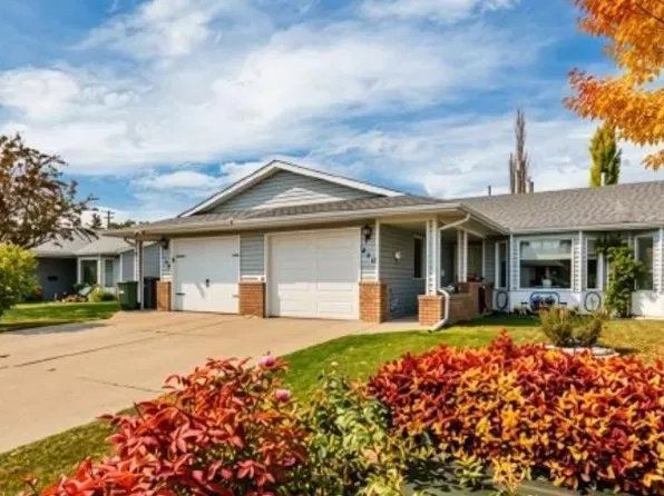 240 E Ebert Close, Red Deer, AB T4R 2C5