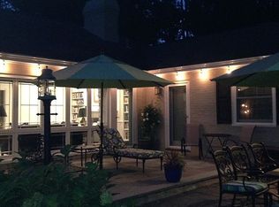 1932 Paper Mill Rd, Huntingdon Valley, PA 19006