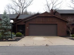 17933 Cliffside Dr #4939, Strongsville, OH