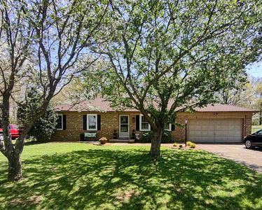 213 E Dale Ave, Eddyville, KY, 42038