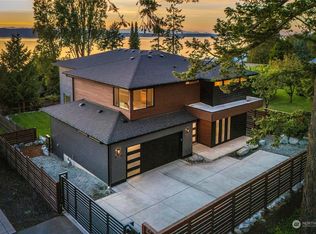 810 S 264th St, Des Moines, WA 98198