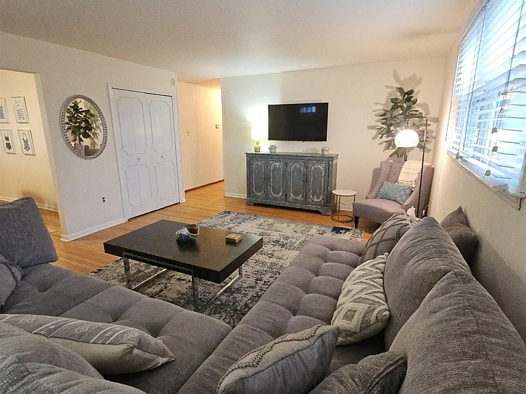 6901 Ventnor Ave #2 — Photo 17