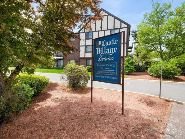 159 Bittersweet Ln APT 103, Randolph, MA 02368