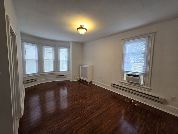 5th image of 4354 Manayunk Ave #2