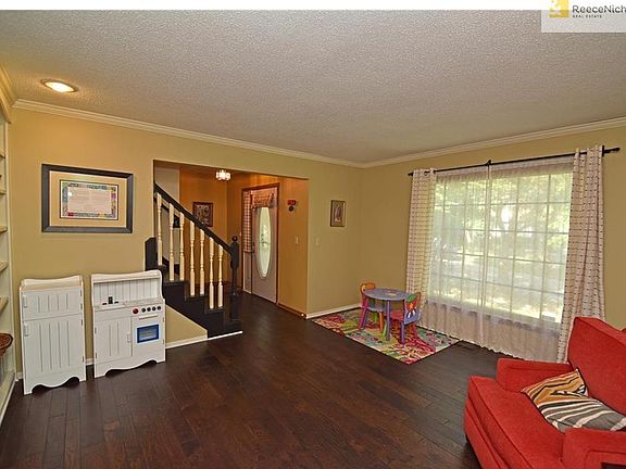 New Hardwoods Great You at the Entry