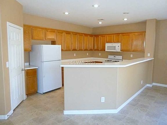 4th image of 9084 Palomino Park Ct