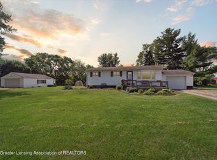 1100 Harvest Moon Way, Saint Johns, MI 48879