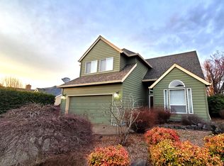 8945 SW Iowa Dr, Tualatin, OR 97062