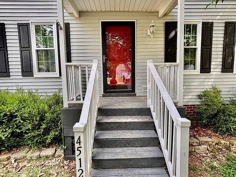 4512 Misty Ct — Photo 3