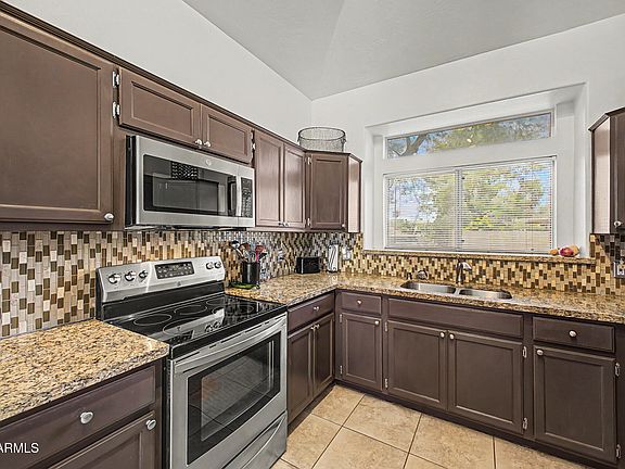 3rd image of 8515 W BLUEFIELD Avenue