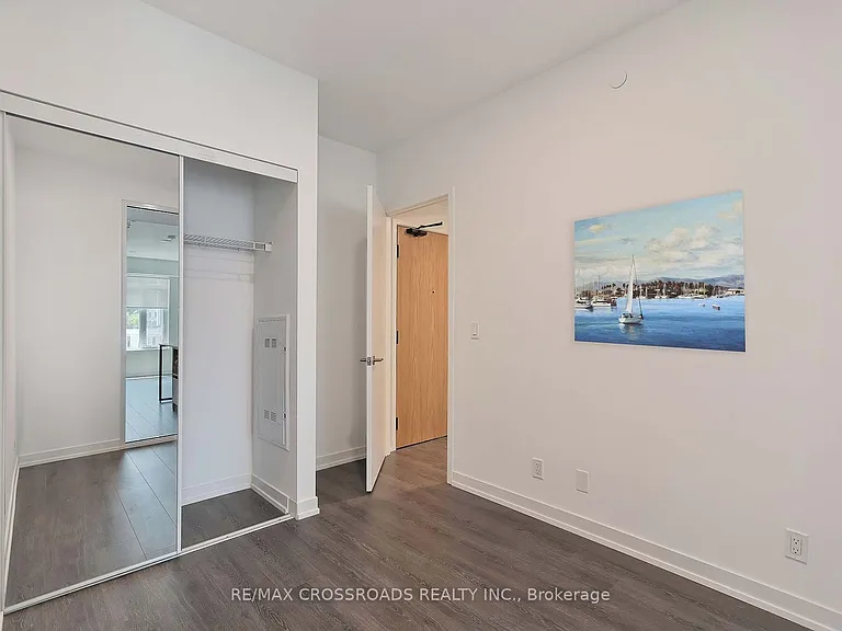 8 Beverley Glen Blvd #C310 — Photo 23