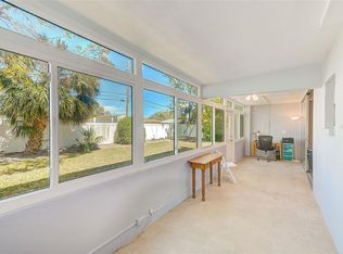 9945 47th Ave N APT 101, Saint Petersburg, FL 33708