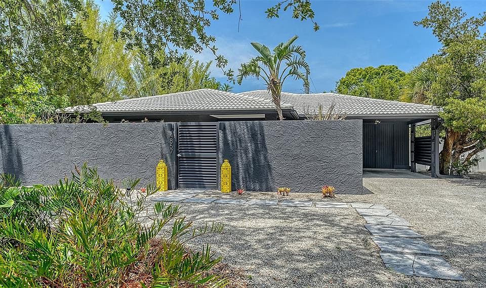 1st image of 4857 STEVENS DRIVE