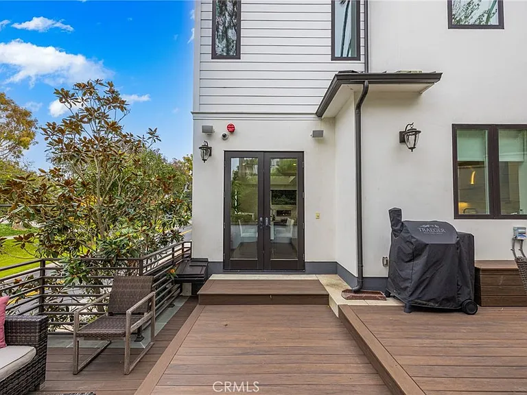 2801 Bayside Dr — Photo 43