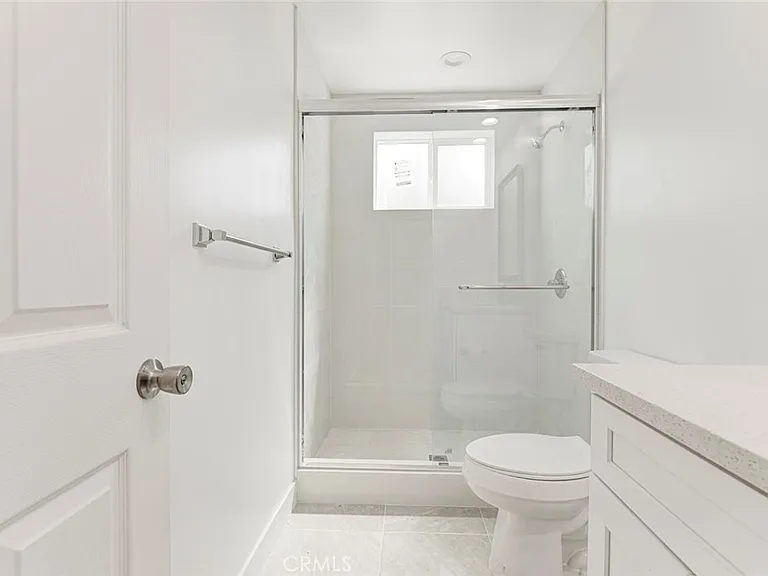 1307 E Acacia — Photo 13