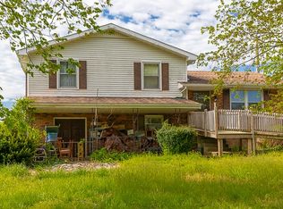 7232 Highway 41n, Cedar Hill, TN 37010