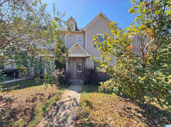 205 The Heights Dr, Calera, AL 35040
