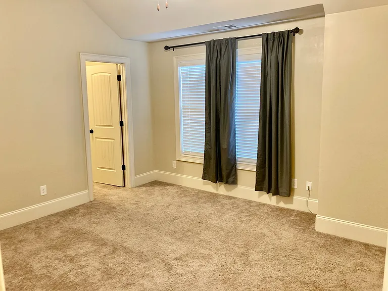 8758 Crenshaw Dr — Photo 27