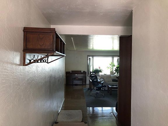 5th image of 1517 Dartmouth Dr NE