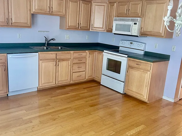 25B Shadowbrook Dr — Photo 5