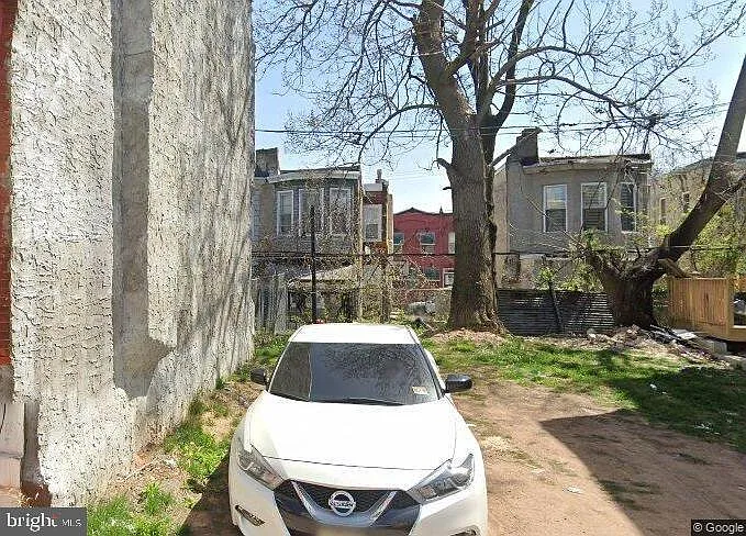 2253 N Cleveland St photo 1