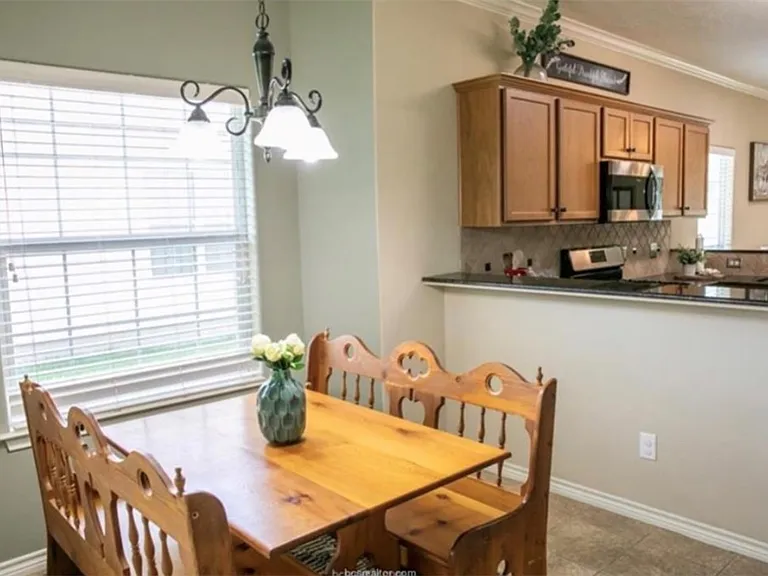 4219 Candace Ct — Photo 6