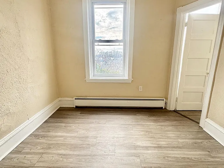 5040 Walnut St #3R — Photo 5
