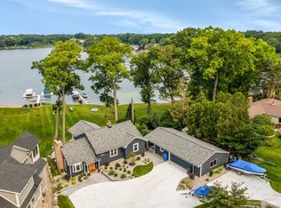 3390 Pineridge Ln, Brighton, MI 48116