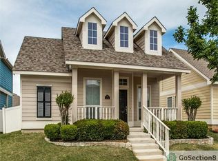 10241 Franklin Dr, Aubrey, TX 76227