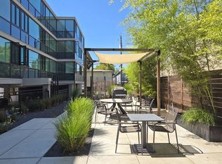 2716 N St #302, Sacramento, CA