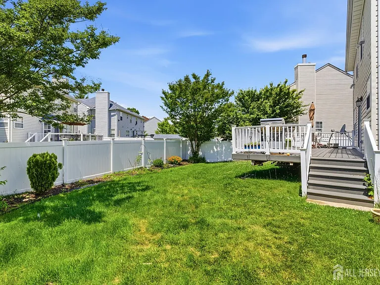 26 Alexis Ln — Photo 36