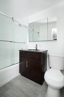 Rented by REAL New York | media 9